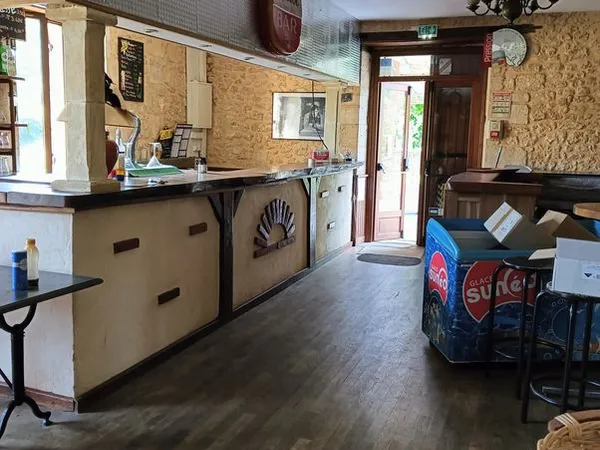 Local commercial