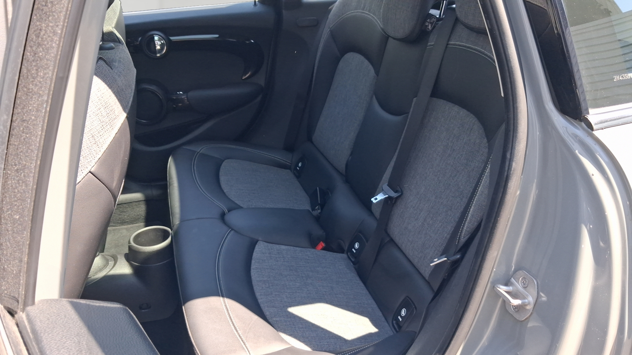 Mini Hatch 5 Portes Cooper 136 ch BVA7 — photo 12