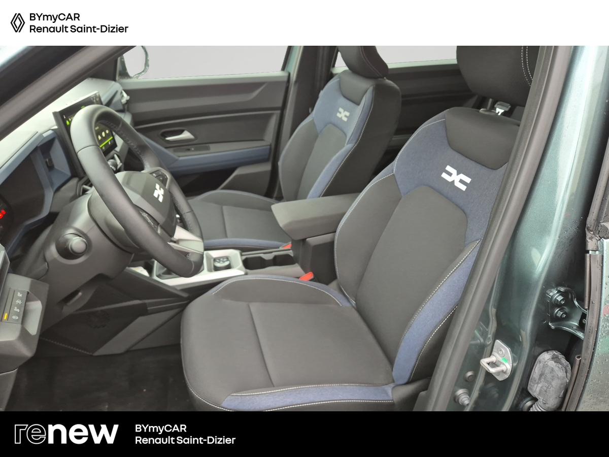 Dacia Bigster Mild Hybrid 130 4x4 — photo 11