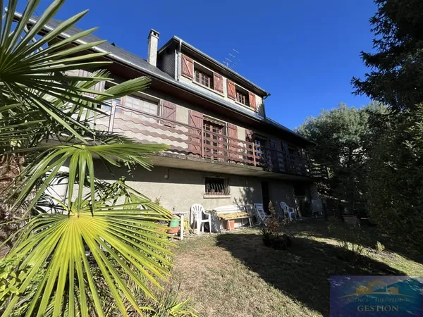 Maison 164 m2, terrain 1 168 m2, garage et vue montagne !