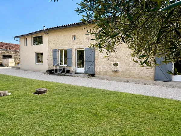 Maison 7 pièces 195 m²