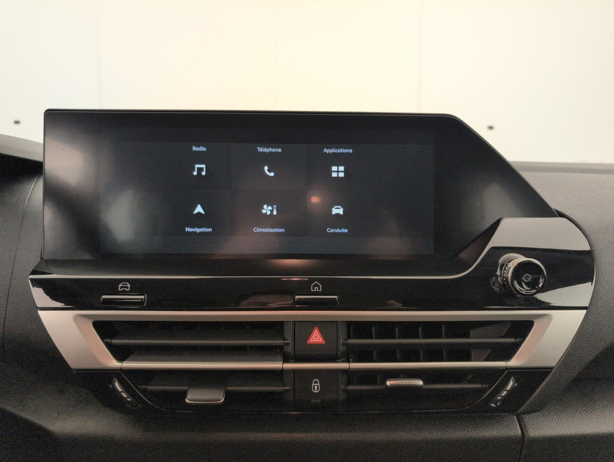 Citroën C4 — photo 18