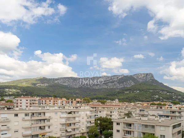 TOULON EST-LIMITROPHE LA VALETTE DU VAR T4 + BALCONS + GRAND