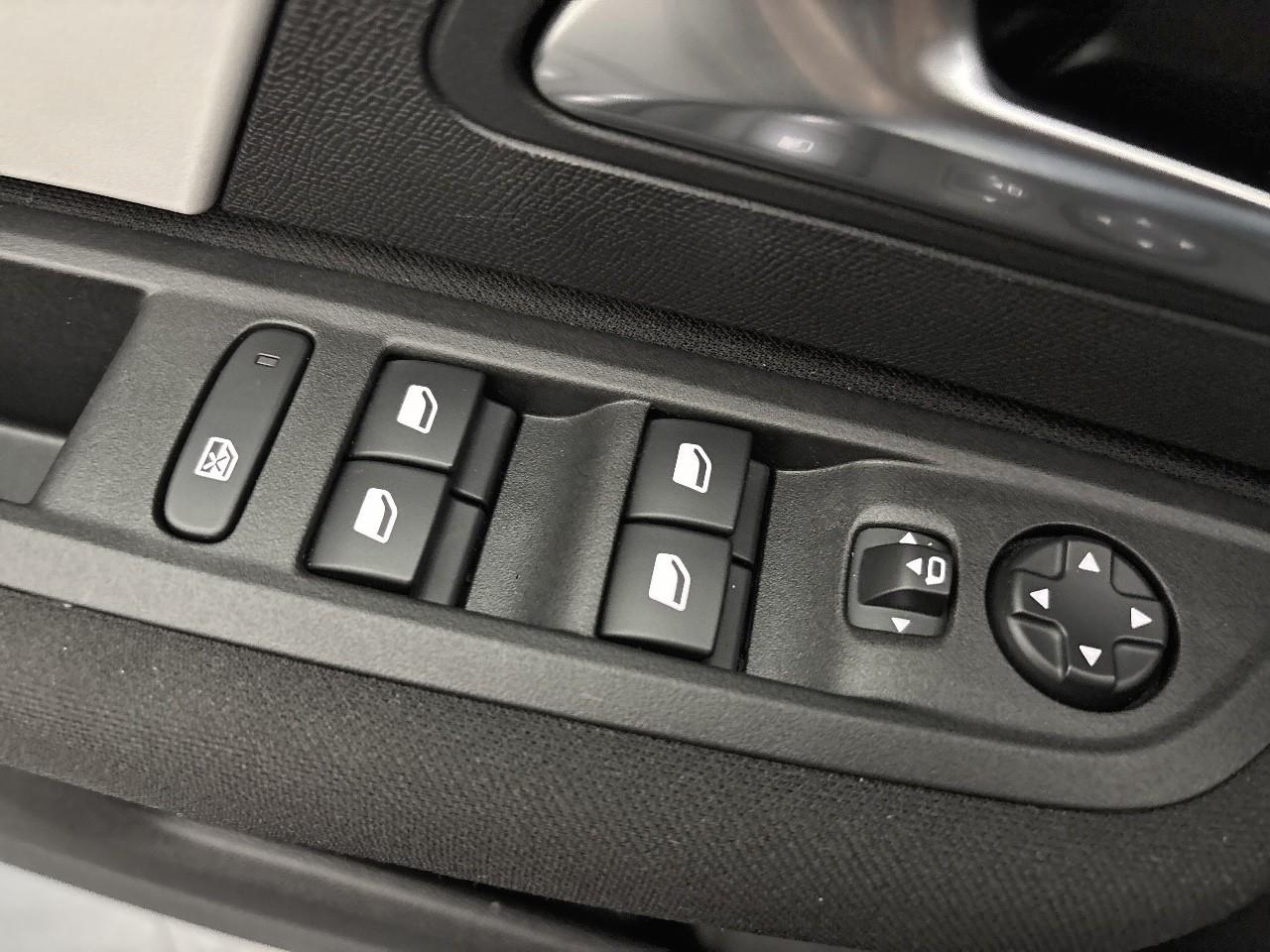 Citroën C4 hybride 136 e-dcs6 plus — photo 17