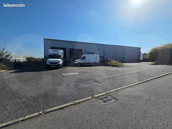 Local 450 m²