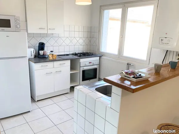 F2 meublé de 48 m² proche centre-ville de Troyes