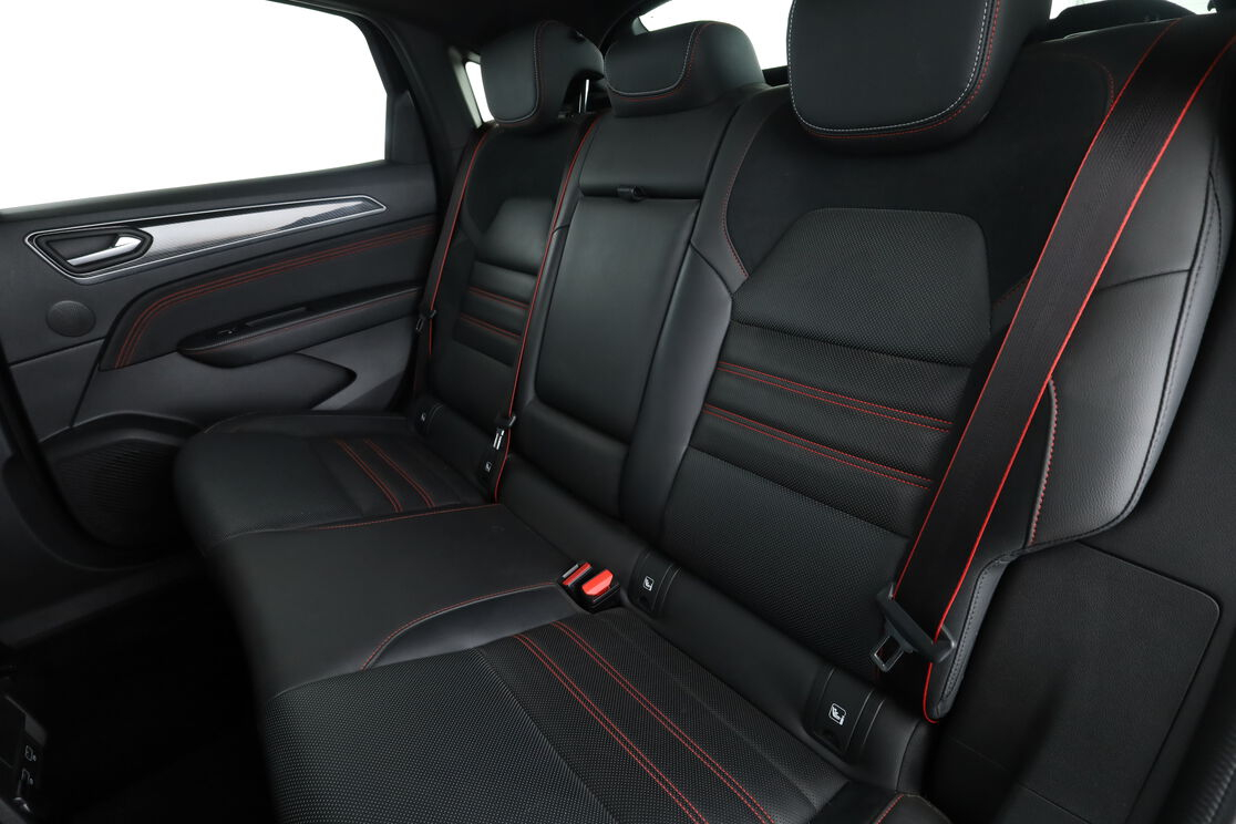 Renault Arkana 1.6 E-Tech RS Line — photo 13