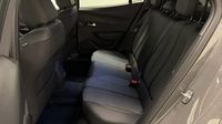 Peugeot 2008 1.2 PureTech 100ch S&S Allure — photo 13