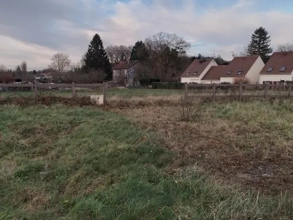 Terrain 320 m²