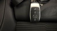 Mercedes Gla 200 d 150ch Business Line 8G-DCT — photo 16