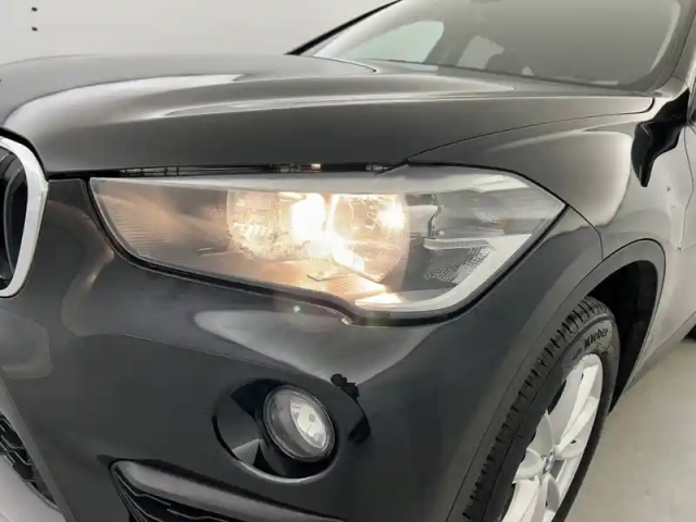 Bmw X1 sdrive 18i 140 ch — photo 81