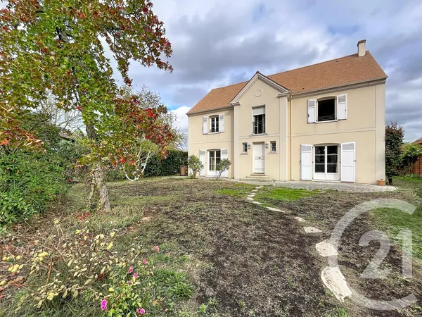 Maison 7 pièces 216 m²