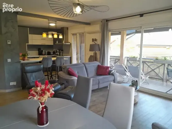 Appartement Aix Les Bains 4 pièce(s) 85.16 m2