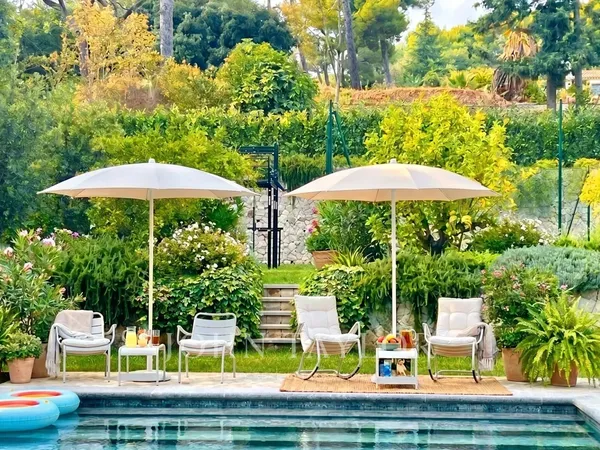 Villa de charme avec piscine et tennis à louer à Mougins - Domaine privé