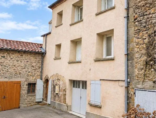 Maison de village immeuble appartement