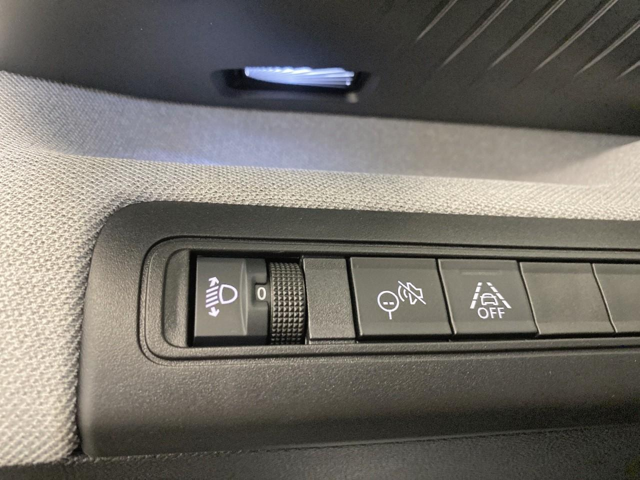 Citroën C3 Aircross hybride 145 ch aut plus — photo 18