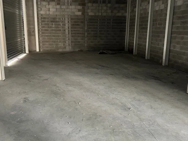Local commercial 224m2