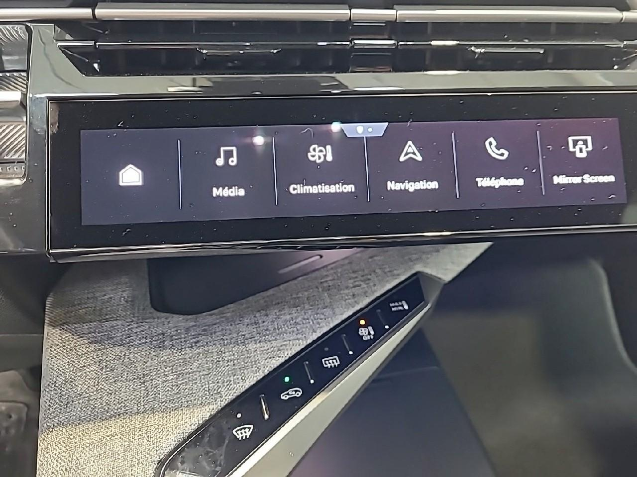 Peugeot 3008 electrique 73 kwh 210 ch allure — photo 21