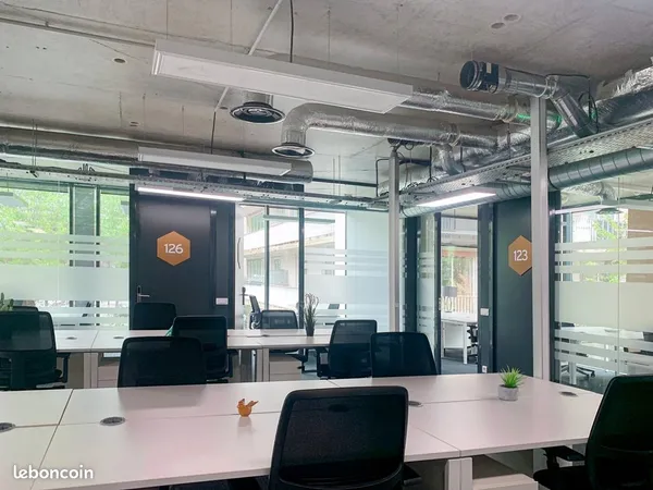 Location d'espace de bureau au design magnifique pour 4 personnes à BOULOGNE-BILLANCOURT, Pont de Sè