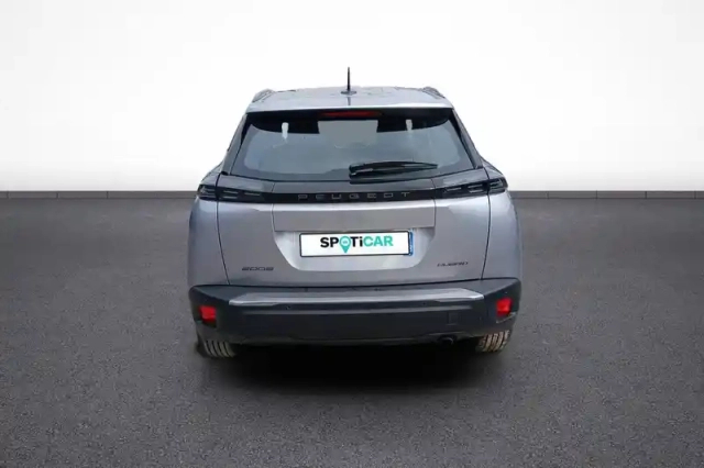 Peugeot 2008 hybrid 110 e-dcs6 — photo 5