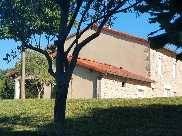 Location Maison en Pierre