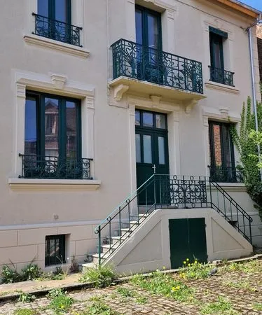 Vente maison 180 m² Guise (02120) 295.000
