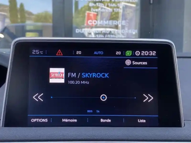 Peugeot 3008 ii puretech 130 s&amp;s allure — photo 11