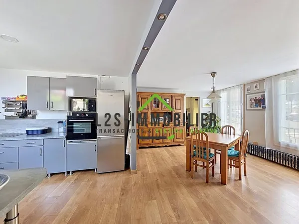 Maison 6 pièces 148 m²