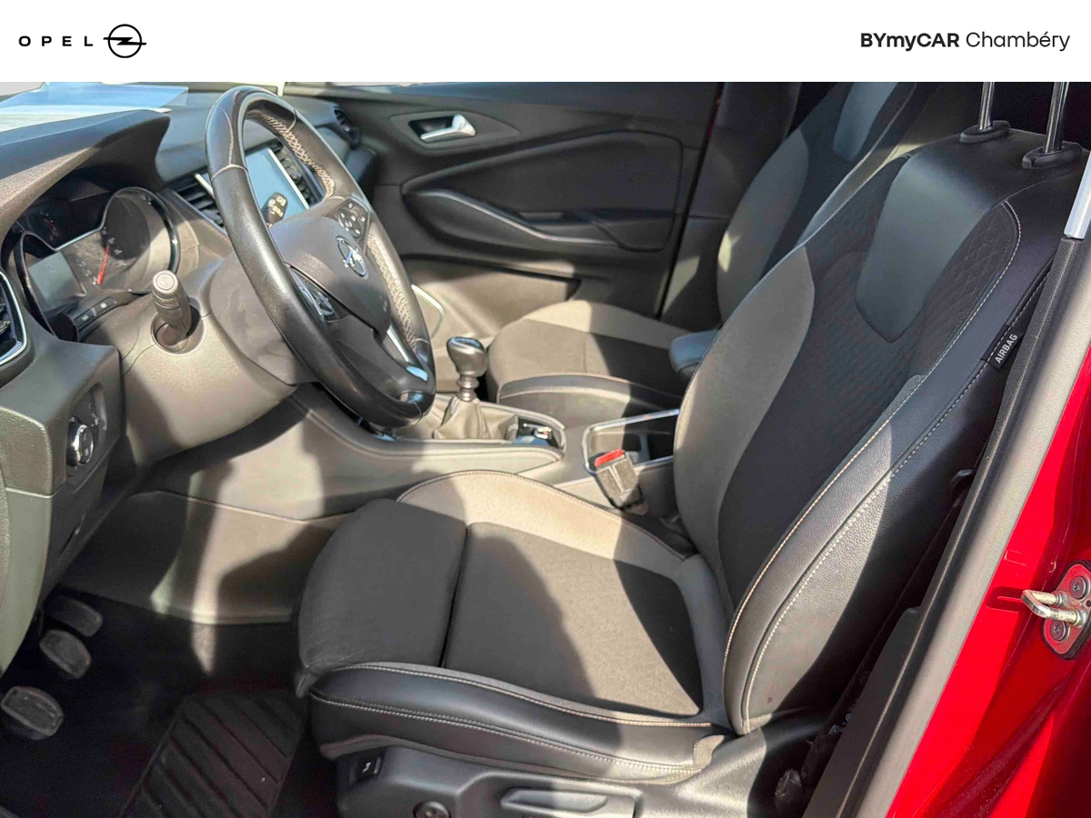 Opel Grandland X 1.5 Diesel 130 ch — photo 11
