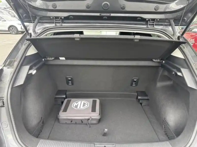 Mg Mg4 ev 204ch - 64kwh luxury my24 — photo 11