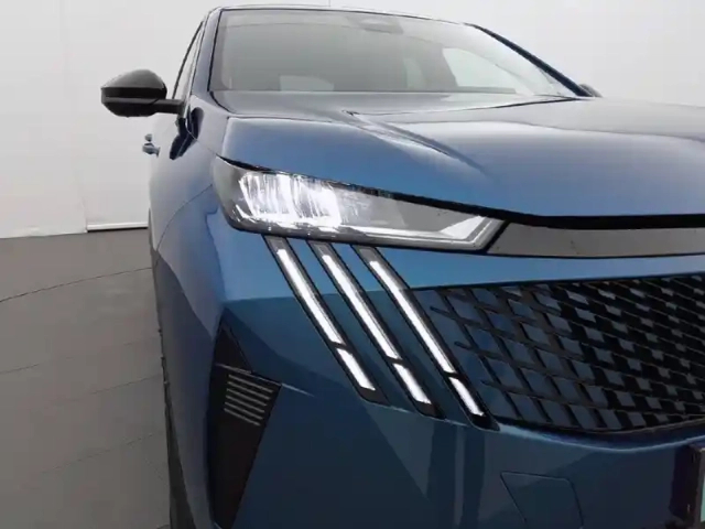 Peugeot 3008 hybrid 145 e-dcs6 — photo 45