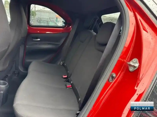 Toyota Aygo X 1.0 vvt-i 72ch air design — photo 12