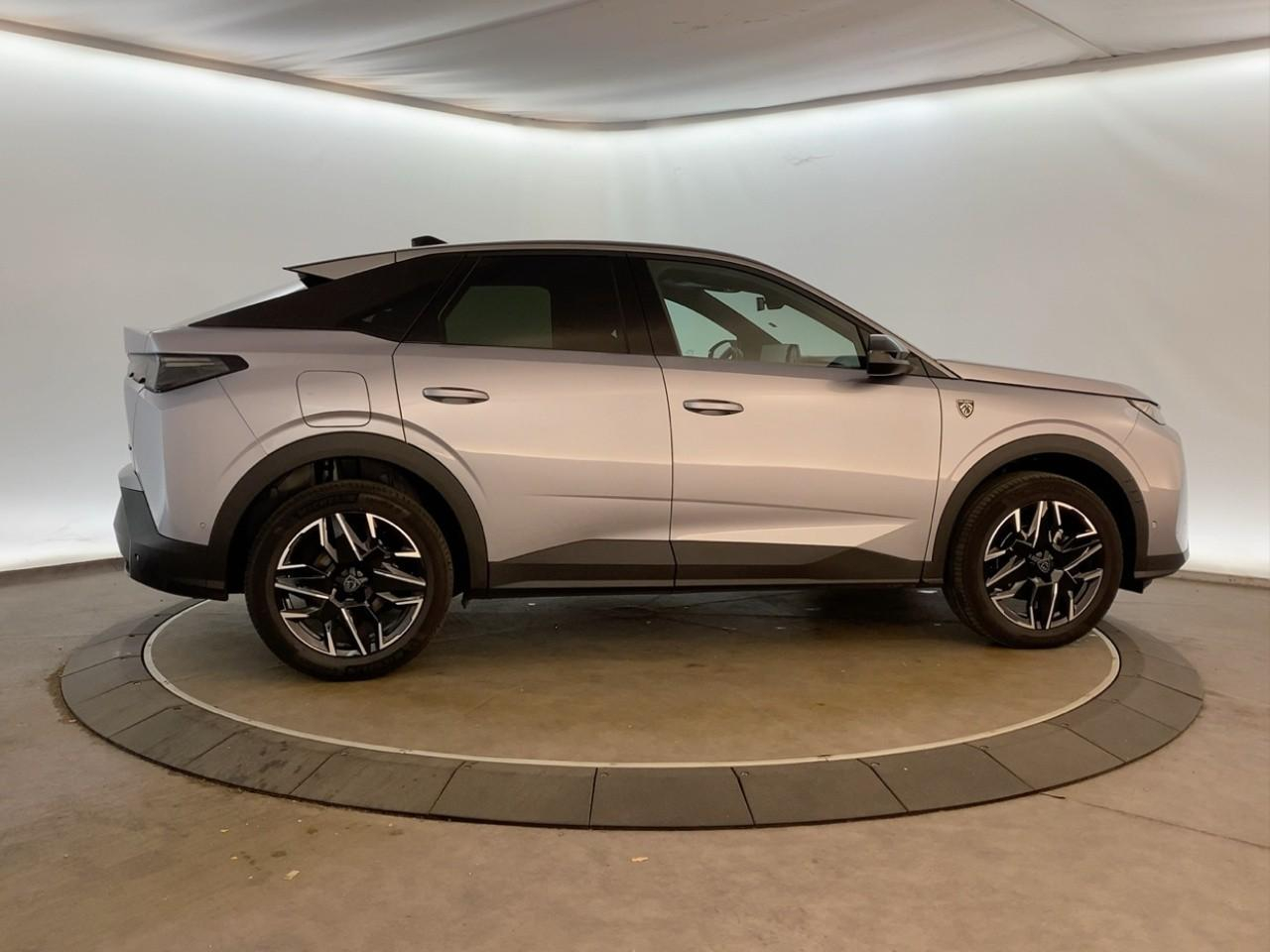 Peugeot 3008 hybrid 145 e-dcs6 gt — photo 4