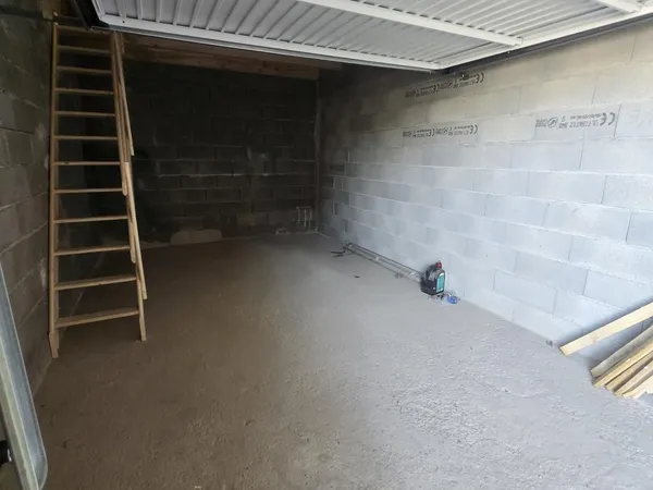 Parking 15 m²