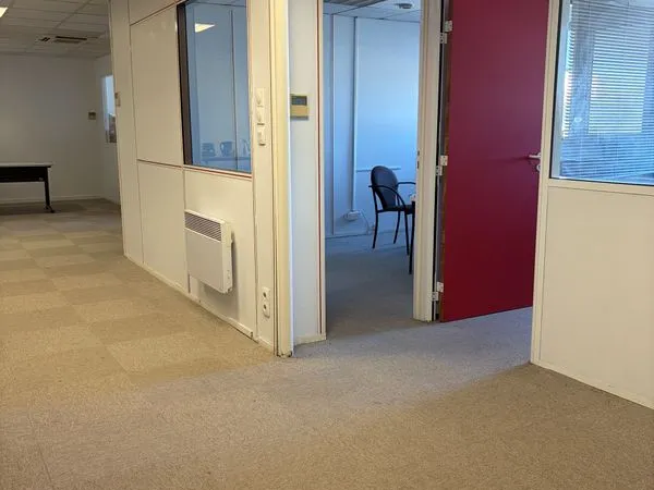 Bureaux 125m² aux Minimes boulevard de suisse