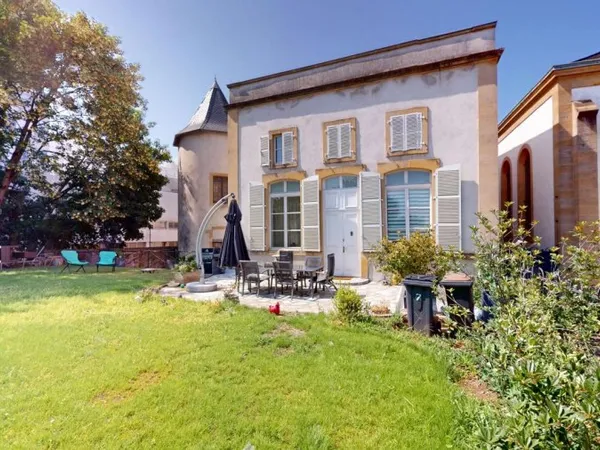 Appartement 5 pièces 210 m²