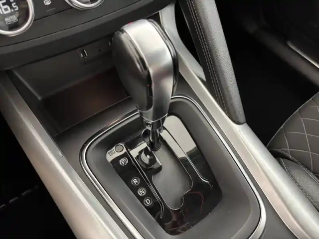 Renault Kadjar tce 140 edc — photo 22