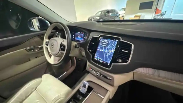 Volvo Xc90 recharge t8 awd 310+145 ch geartronic 8 7pl — photo 108