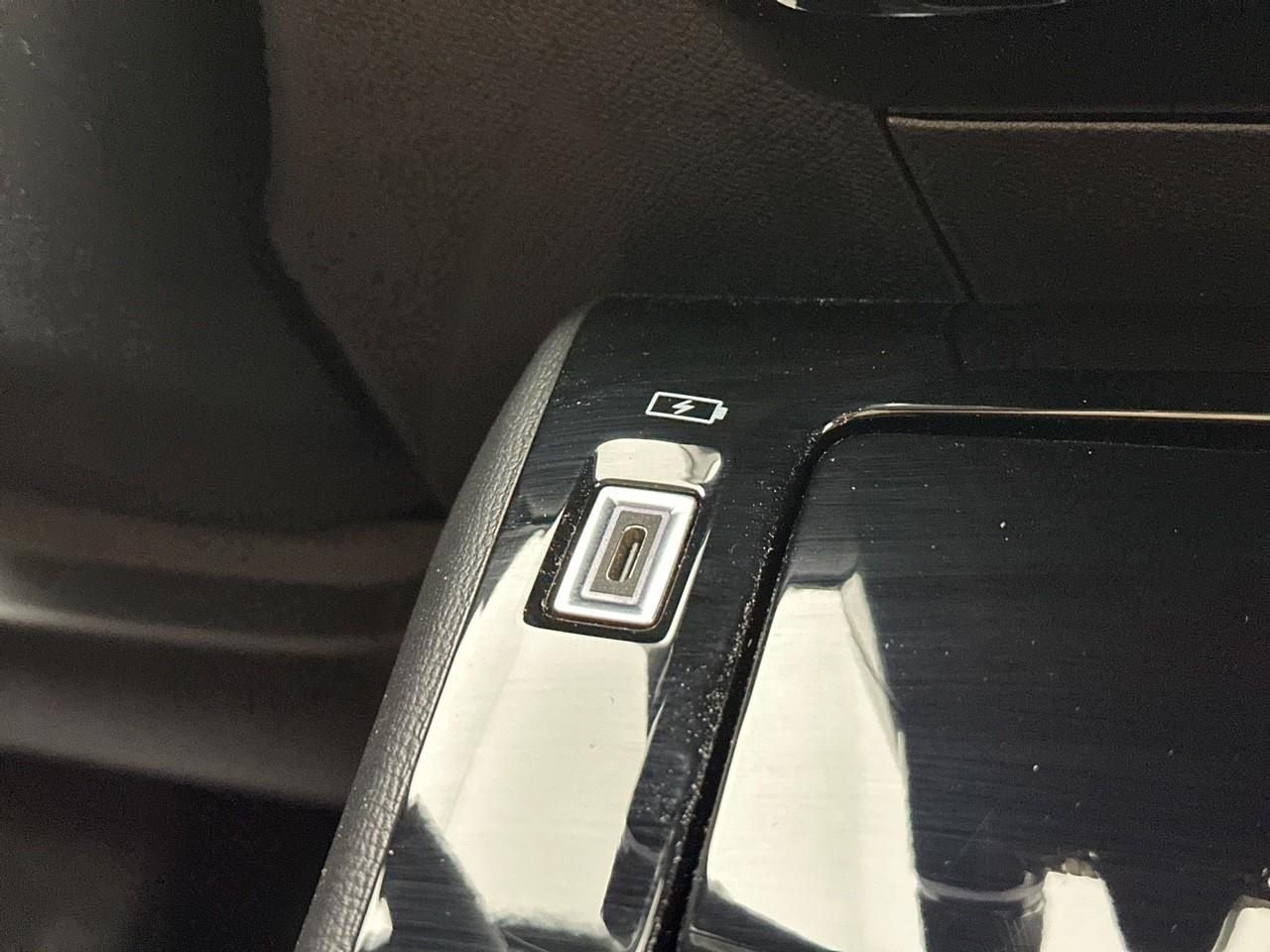 Peugeot 208 electrique 50 kwh 136ch allure — photo 27
