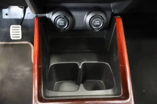Suzuki Swift sport 1.4 boosterjet hybrid — photo 20