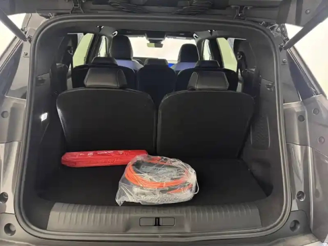 Peugeot 5008 plug-in hybrid 195 e-dcs7 — photo 114