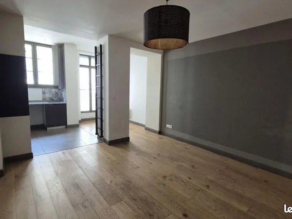 Studio 1 pièce 39 m²