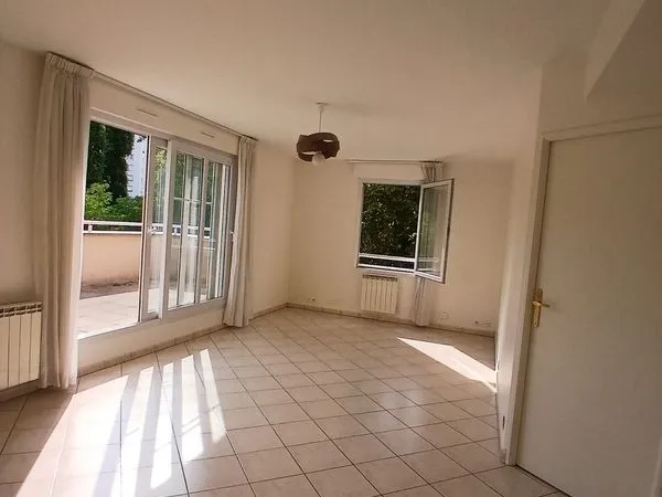 Location Centre de MEAUX 3 pièces avec Terrasse