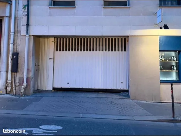 Parking Place Vosges /Bastille