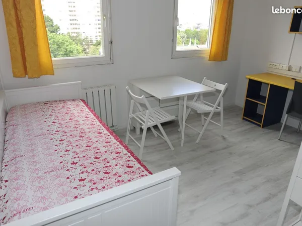 Studio meublé 22m2 - Ile de Nantes - Idéal Etudiant