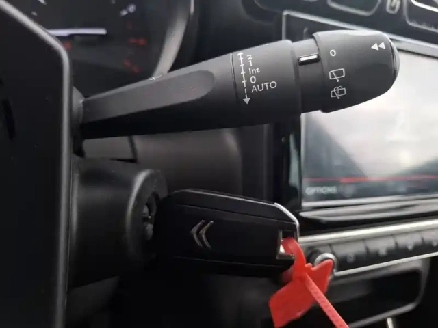 Citroën C3 Aircross puretech 110 s&amp;s bvm6 — photo 33