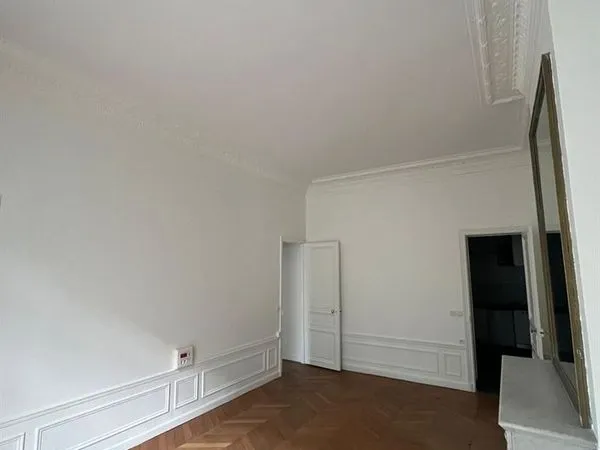 Bureaux 230 m² PARIS