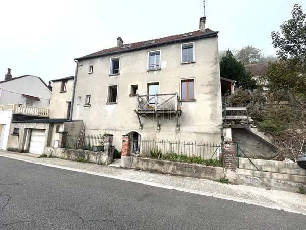 Maison 7 pièces 128 m² , jardin et vue dégagée à Rolleboise