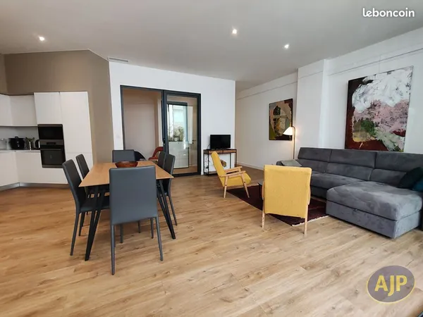 Loft 3 pièces 91 m²