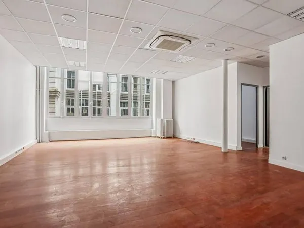 Bureaux 788 m²